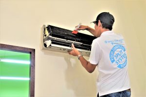cleaning aircon